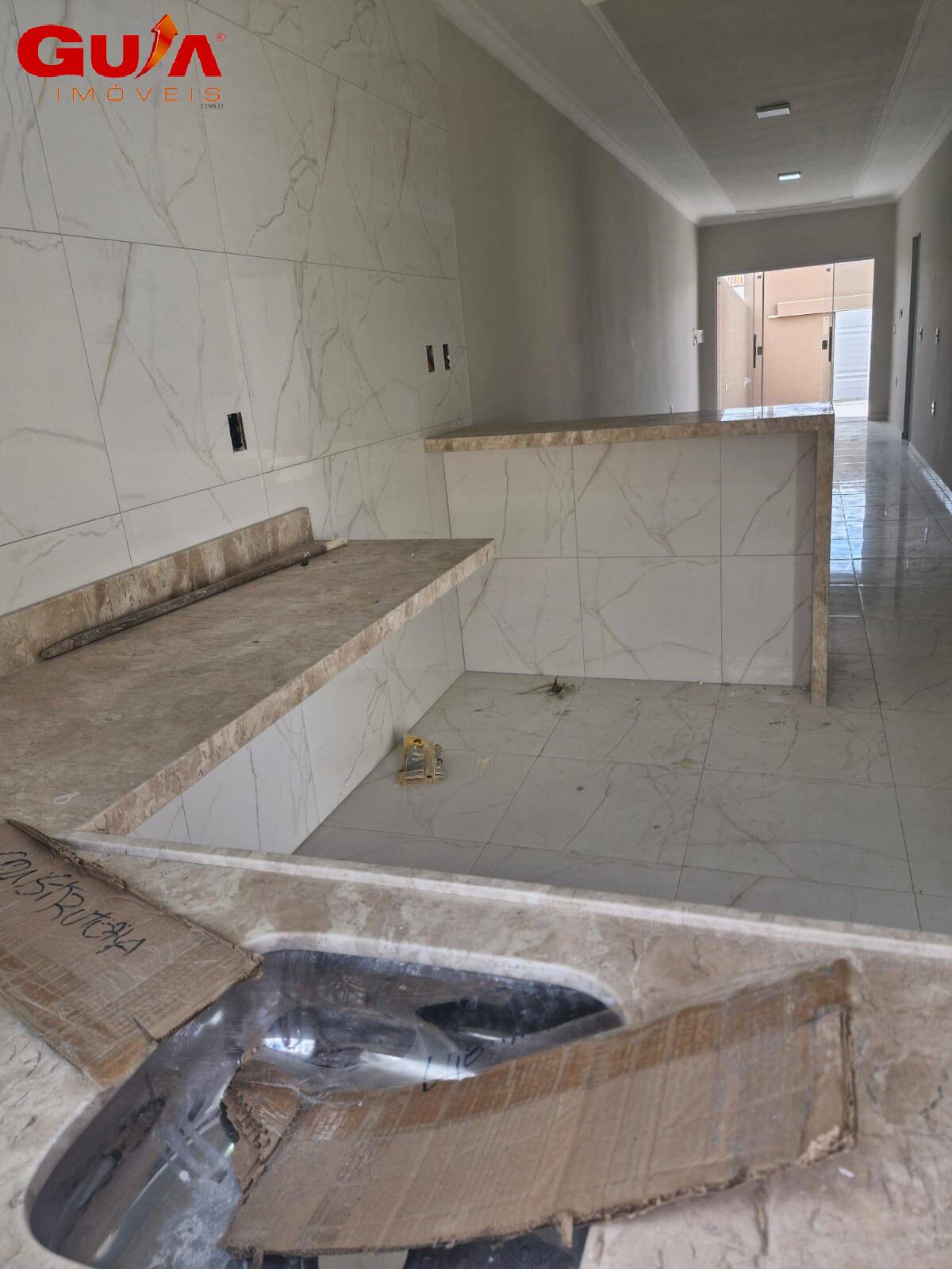 Casa à venda com 2 quartos, 100m² - Foto 11