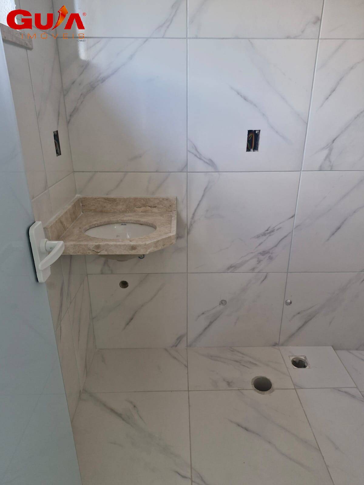 Casa à venda com 2 quartos, 100m² - Foto 17