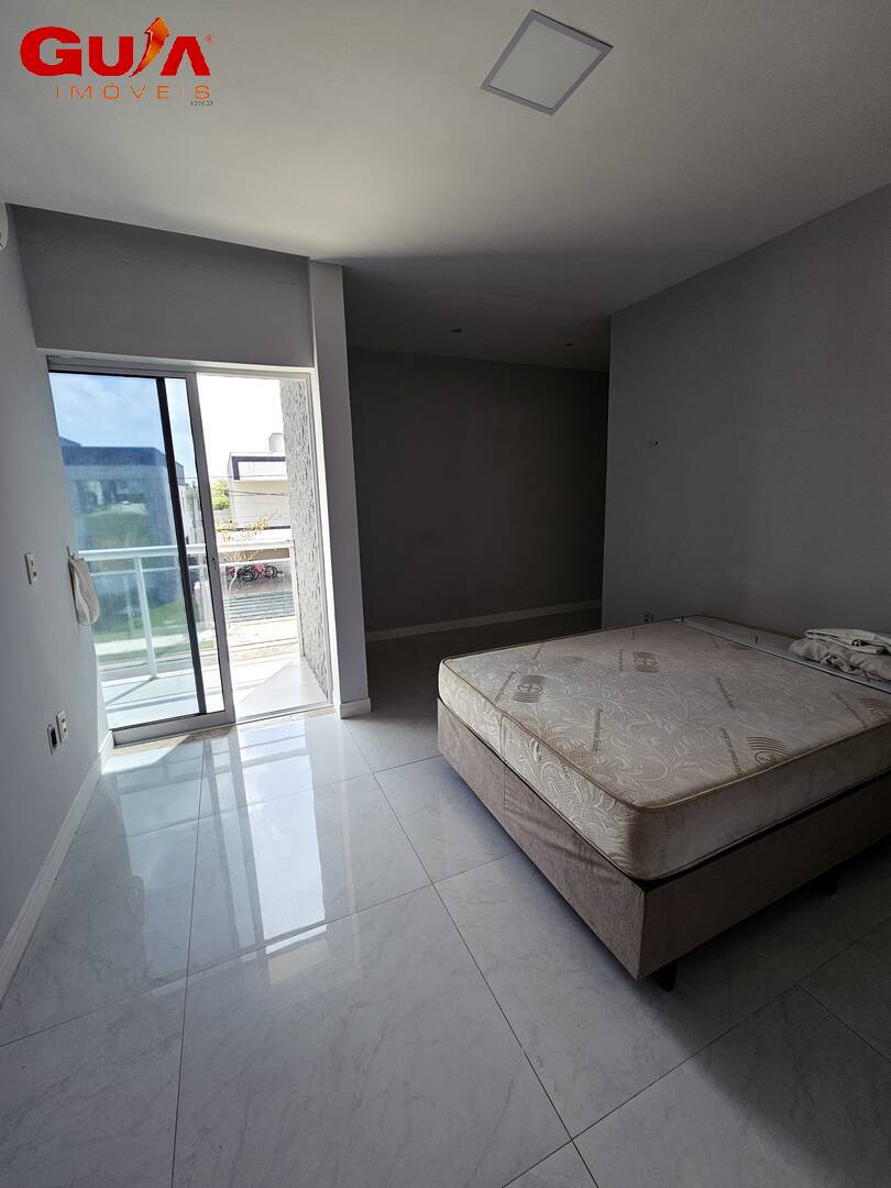 Casa à venda com 4 quartos, 450m² - Foto 37