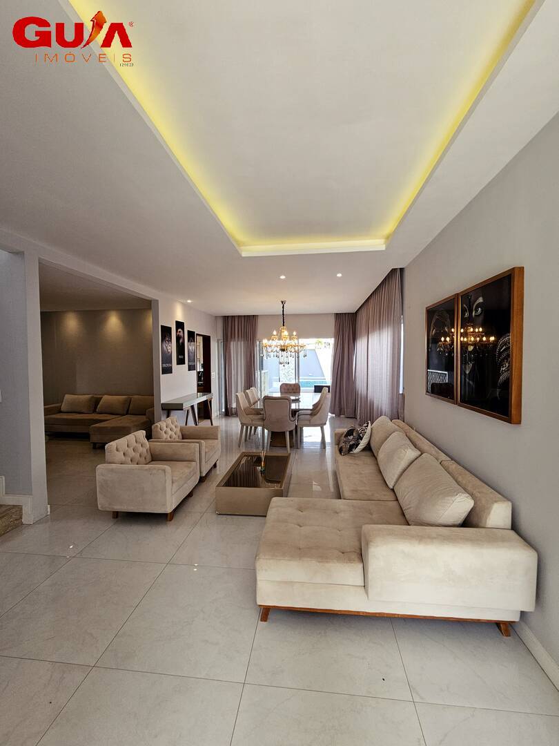 Casa à venda com 4 quartos, 450m² - Foto 1