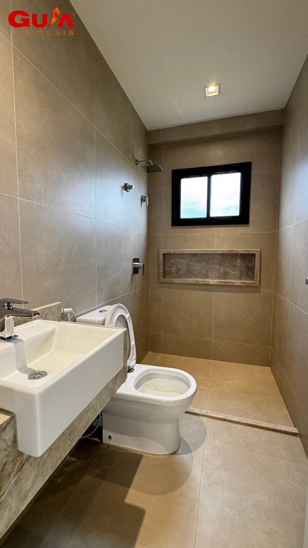 Casa, 4 quartos, 245 m² - Foto 17