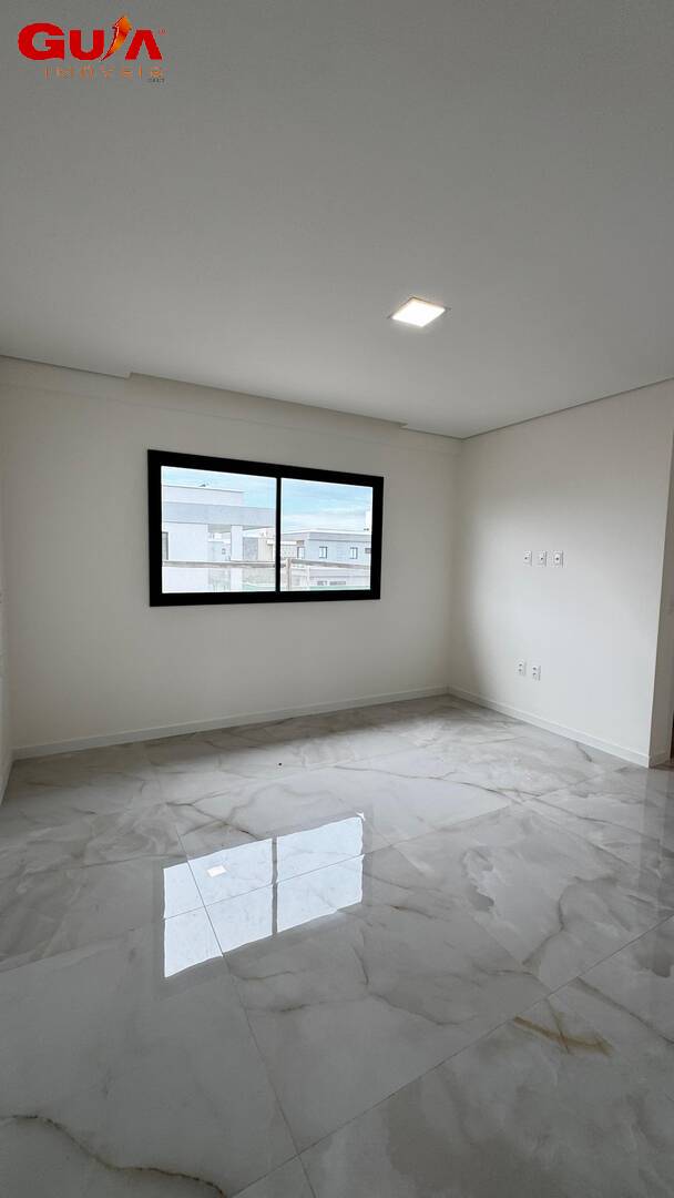 Casa, 4 quartos, 245 m² - Foto 19