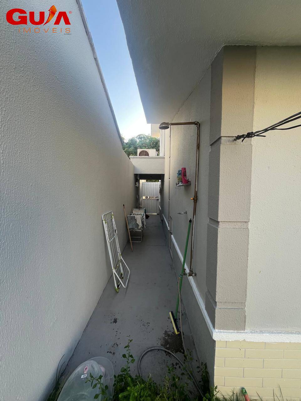 Casa à venda com 4 quartos, 170m² - Foto 13