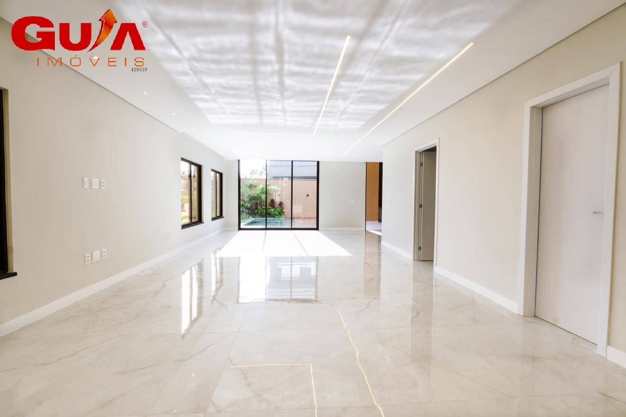 Casa à venda com 4 quartos, 178m² - Foto 15