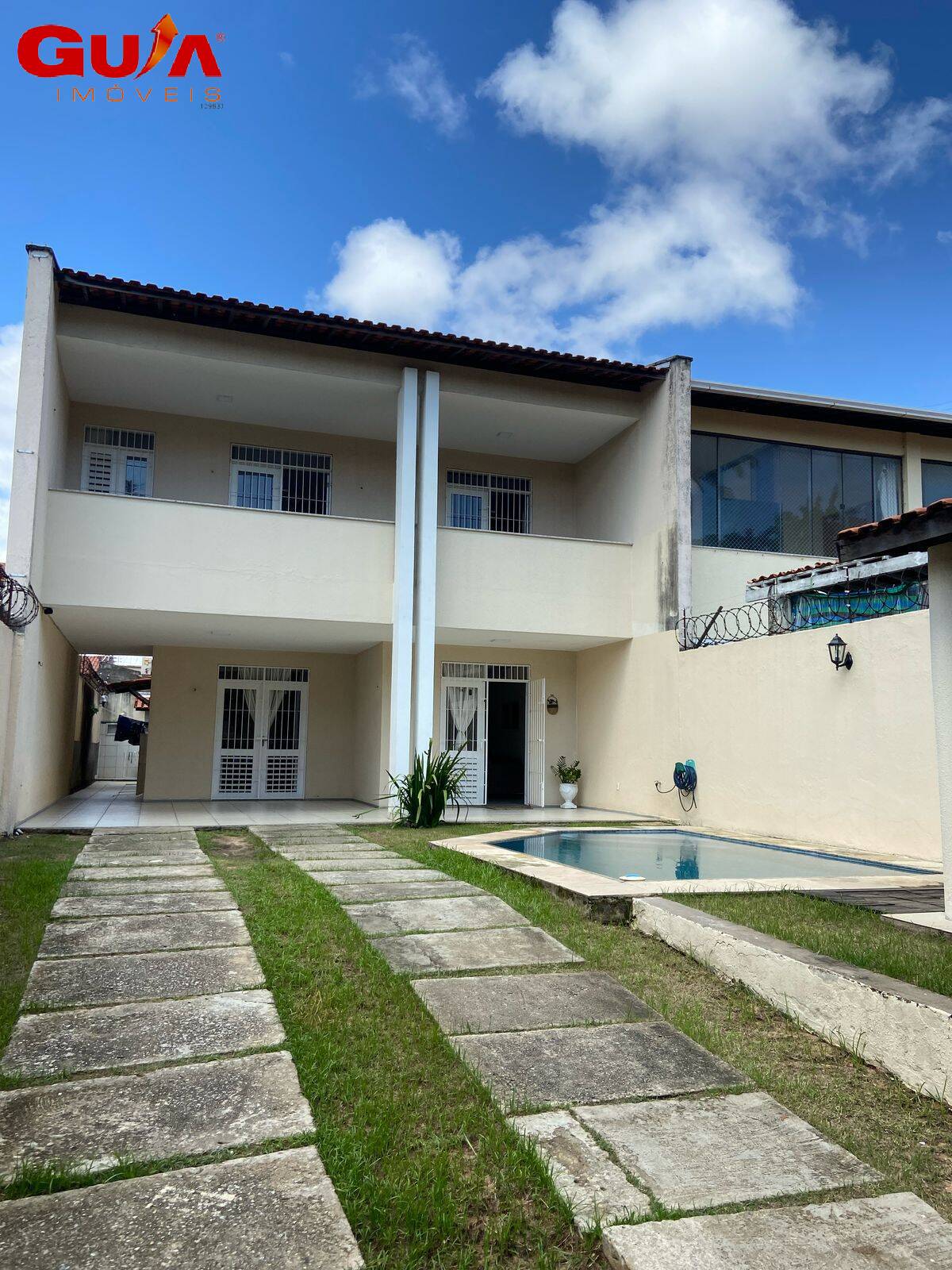 CASA DUPLEX ESPETACULAR PRÓXIMO AO SHOPPING VIA SUL