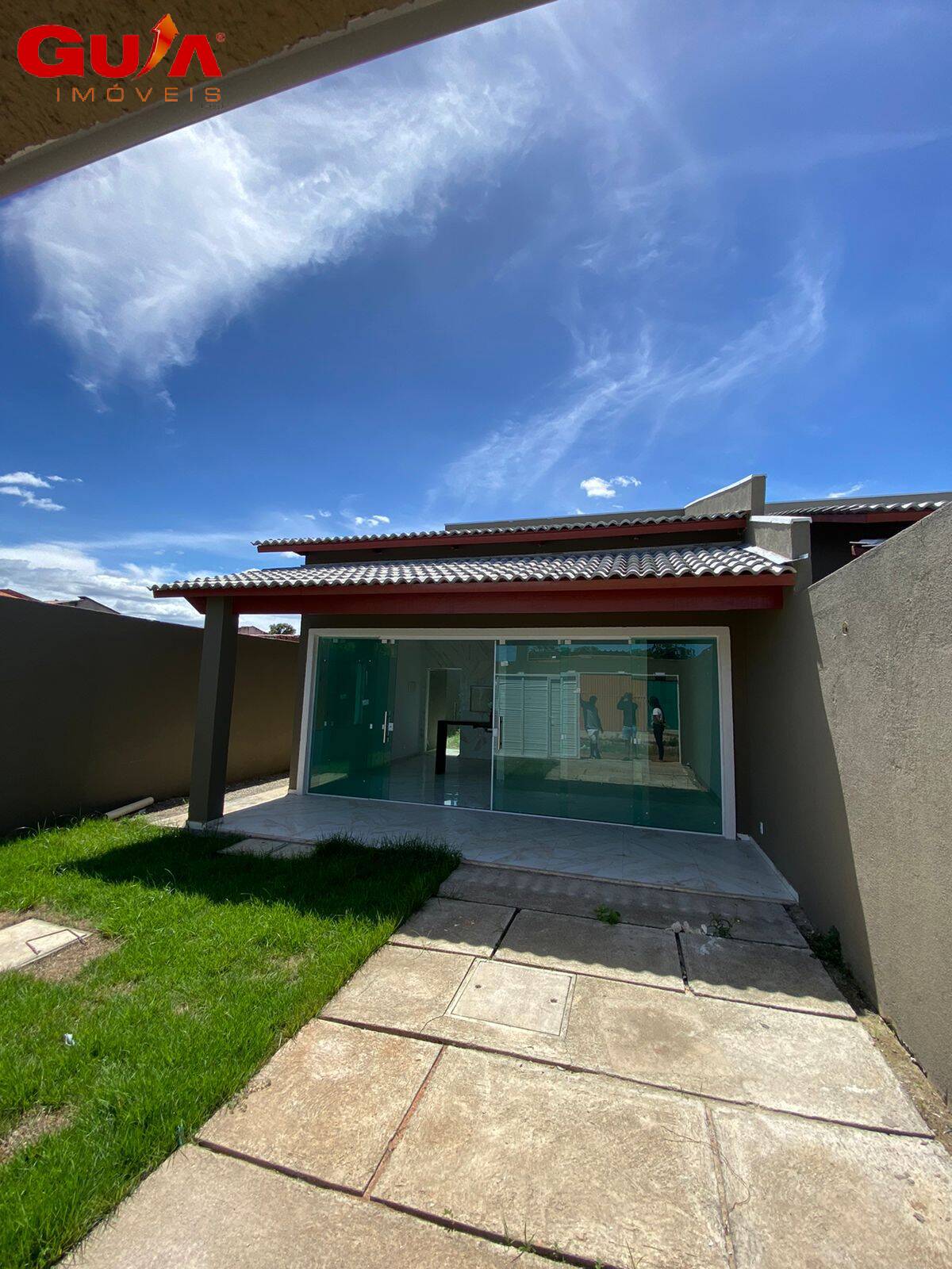Casa à venda com 2 quartos, 103m² - Foto 2