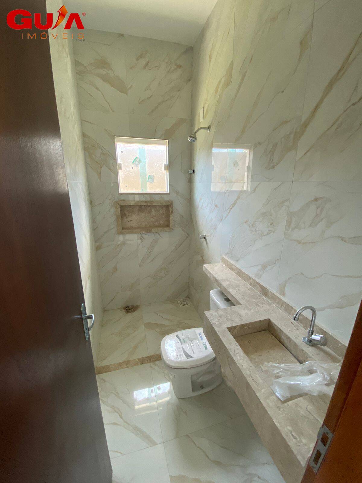 Casa à venda com 2 quartos, 103m² - Foto 6