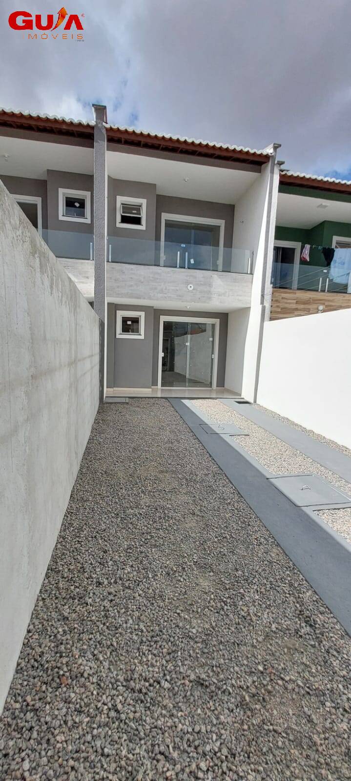 Casa à venda com 3 quartos, 108m² - Foto 2