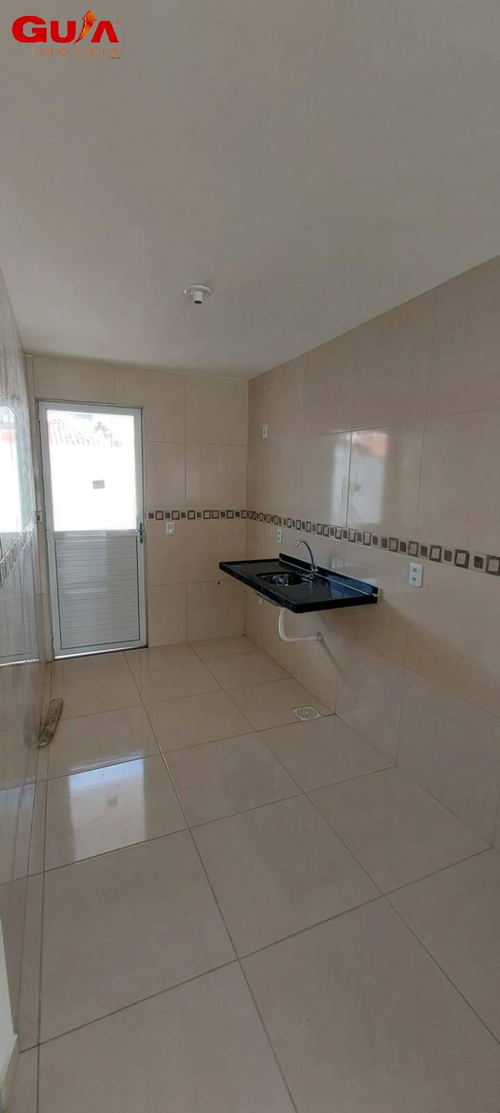 Casa à venda com 3 quartos, 108m² - Foto 6