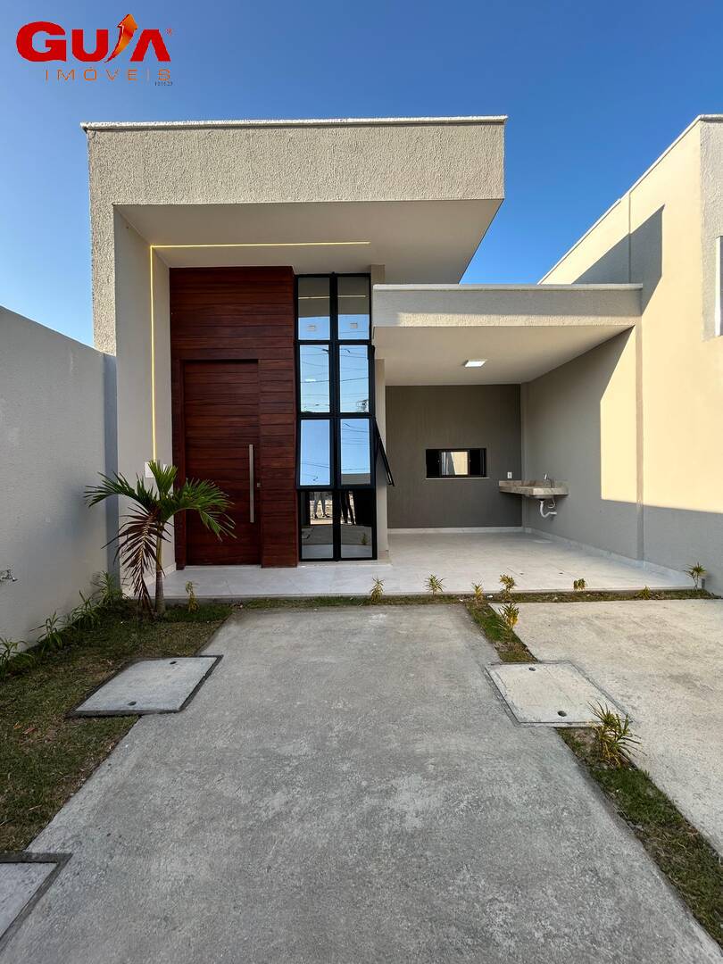Casa à venda com 3 quartos, 82m² - Foto 1