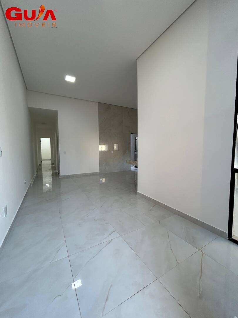 Casa à venda com 3 quartos, 82m² - Foto 3