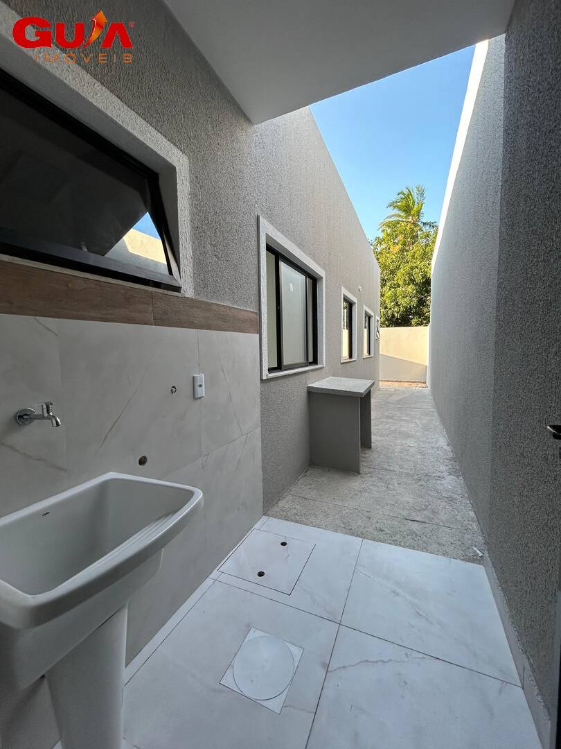 Casa à venda com 3 quartos, 82m² - Foto 10