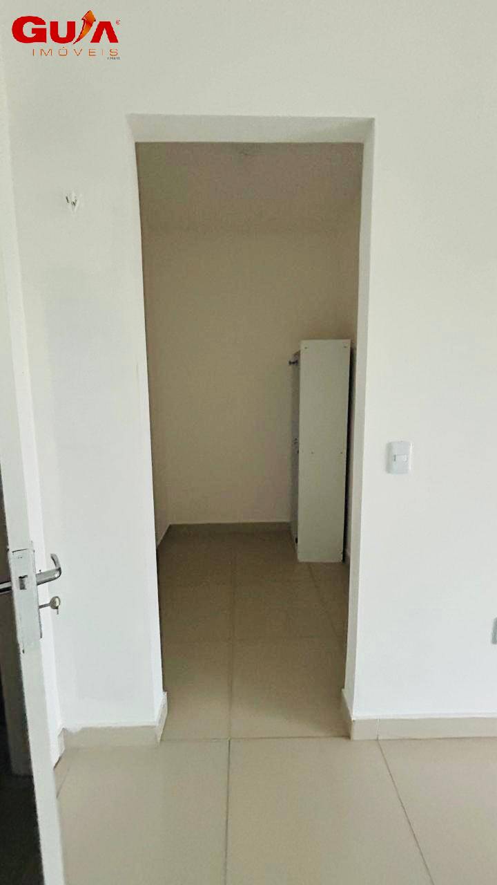Casa à venda com 4 quartos, 1802m² - Foto 15