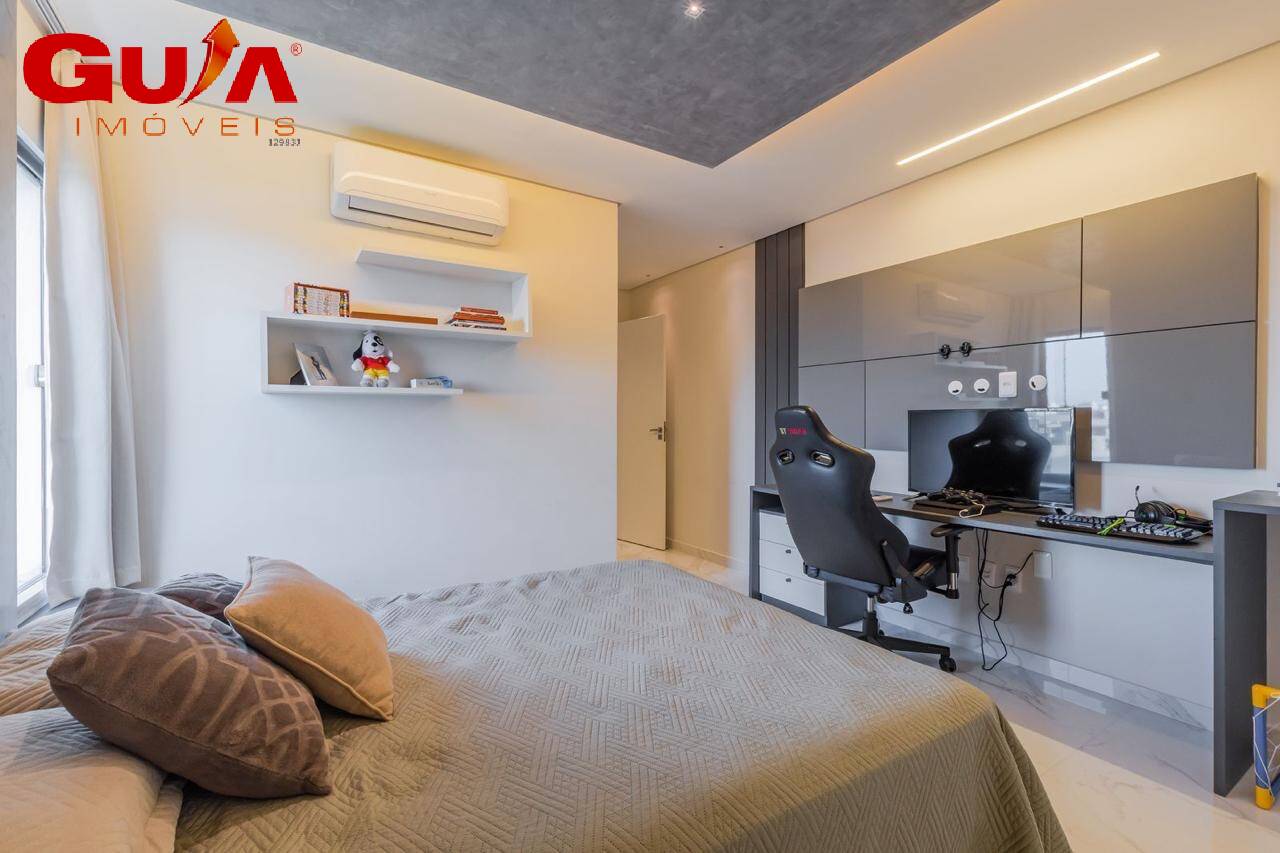 Casa de Condomínio para alugar com 5 quartos, 307m² - Foto 9