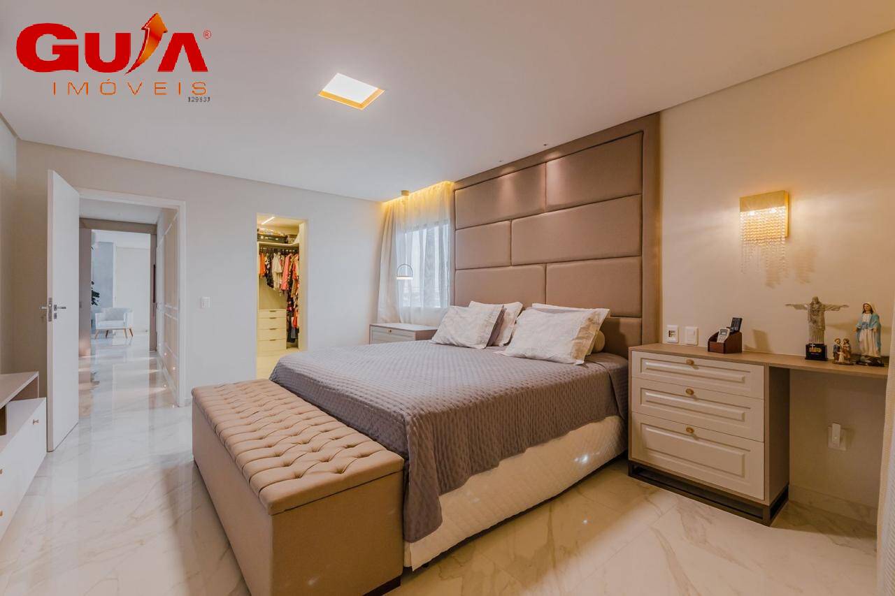 Casa de Condomínio para alugar com 5 quartos, 307m² - Foto 11