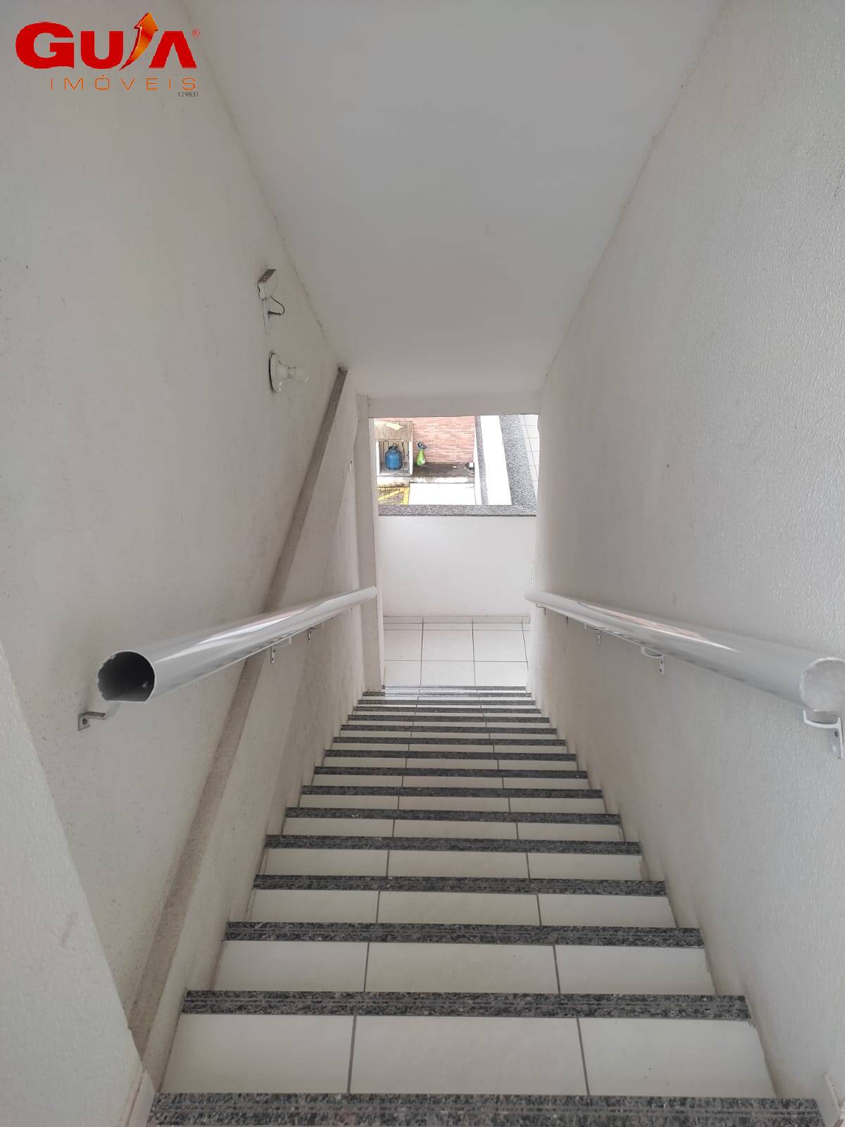 Apartamento à venda com 2 quartos, 57m² - Foto 4