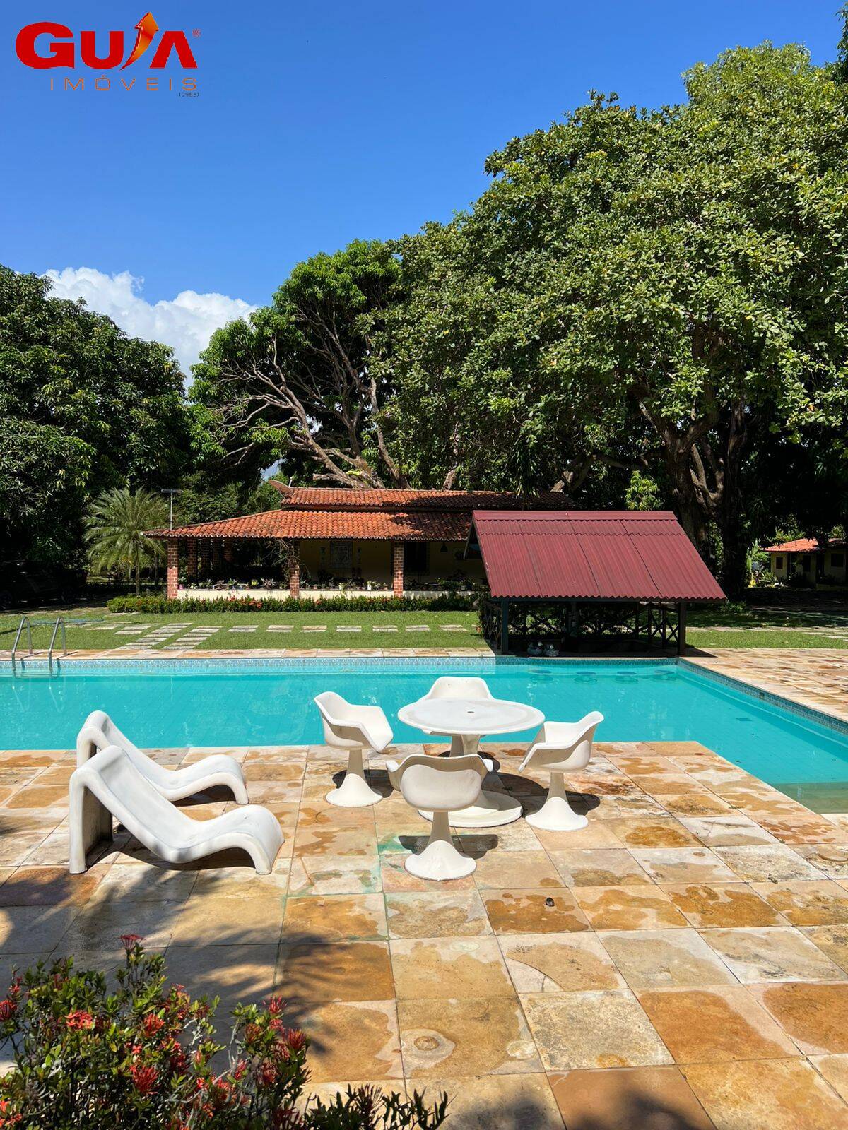 SÍTIO À VENDA – 2 HECTARES, COM LAZER, NATUREZA E LOCALIZAÇÃO PRIVILEGIADA!