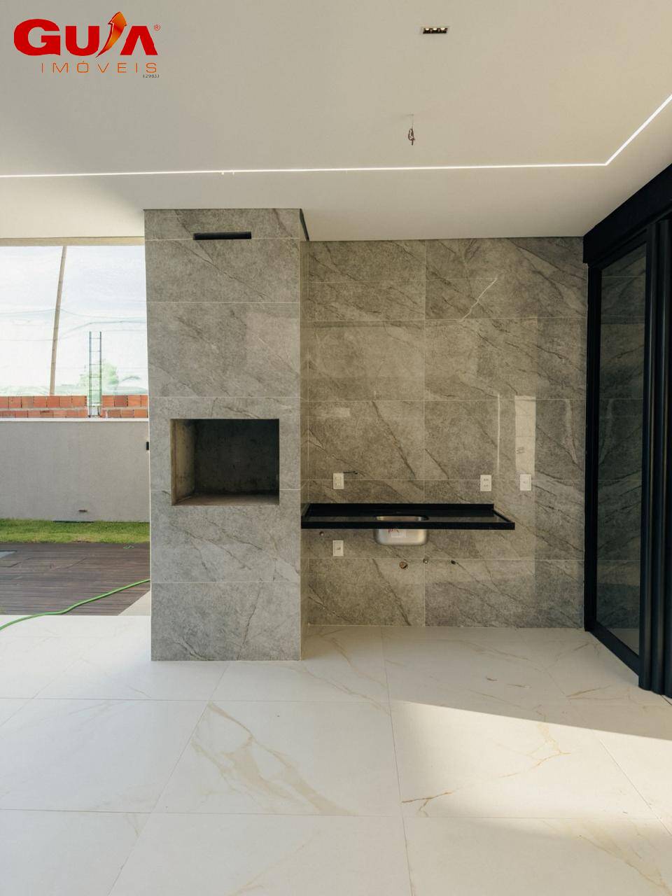 Casa à venda com 4 quartos, 275m² - Foto 24