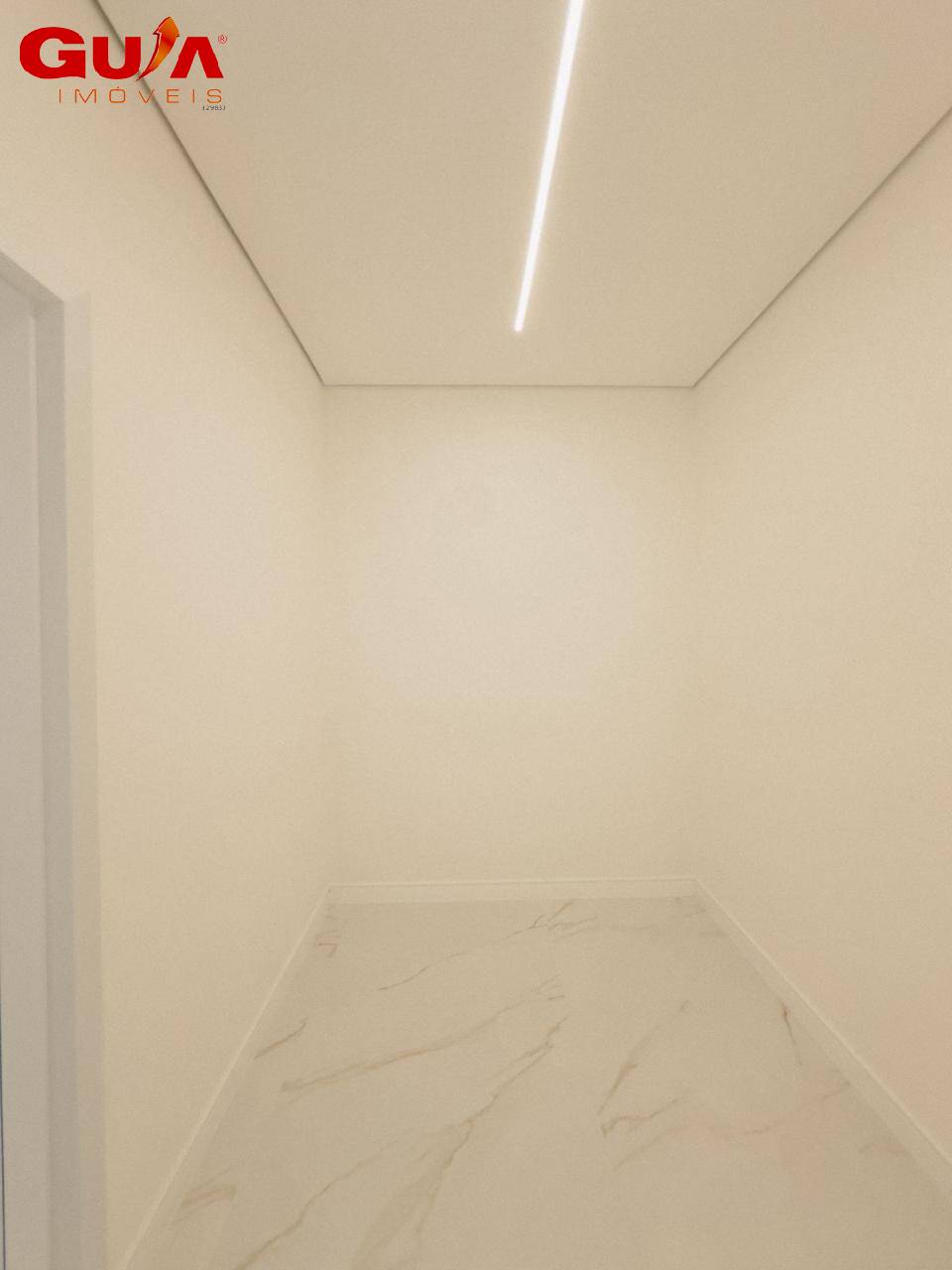 Casa à venda com 4 quartos, 275m² - Foto 16