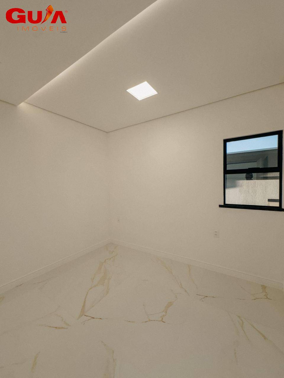 Casa à venda com 4 quartos, 275m² - Foto 14