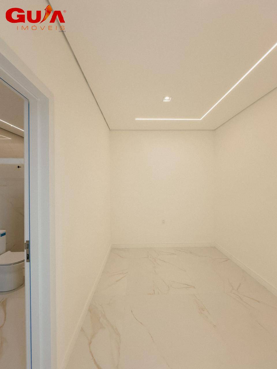 Casa à venda com 4 quartos, 275m² - Foto 20
