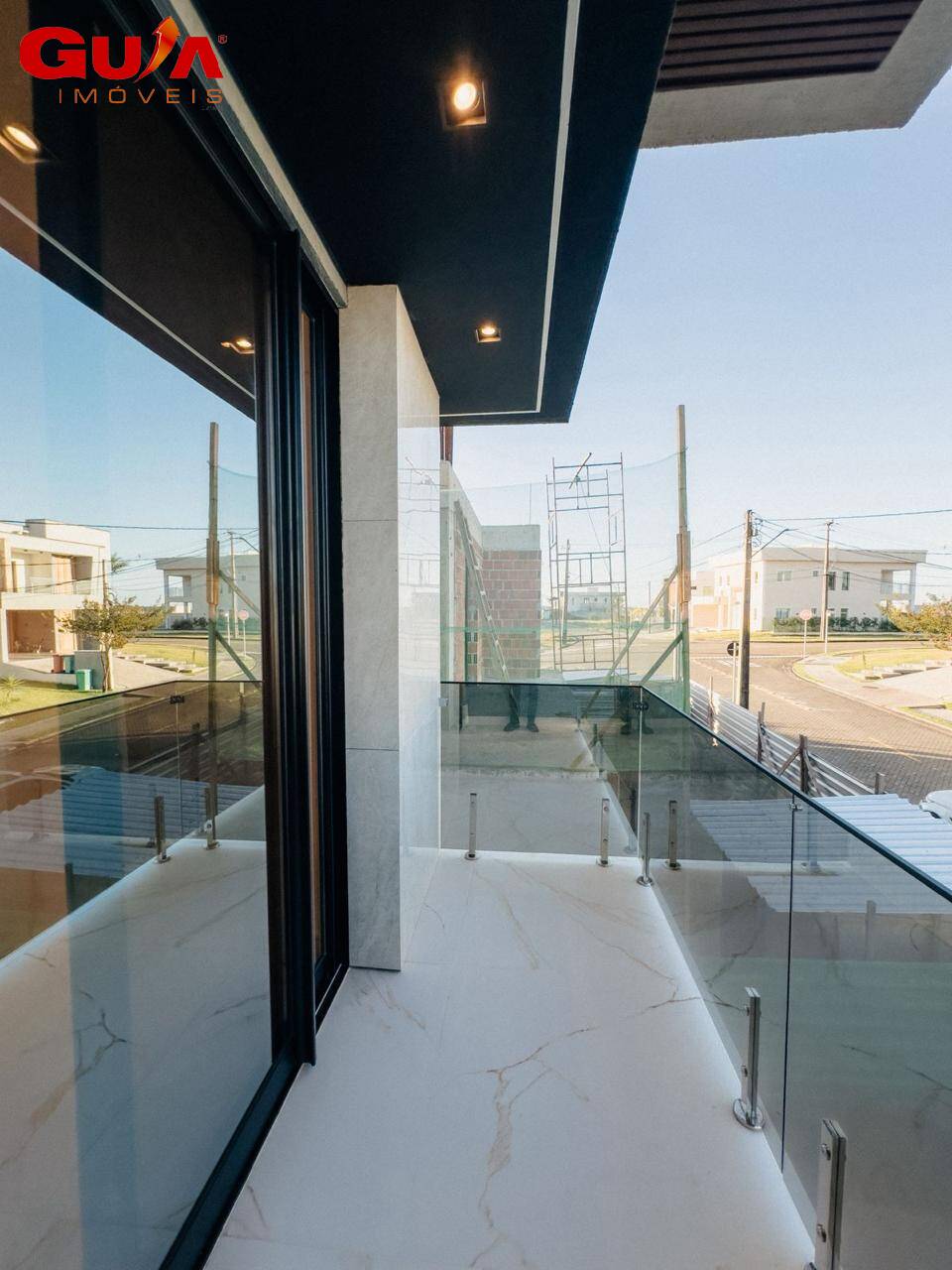 Casa à venda com 4 quartos, 275m² - Foto 15