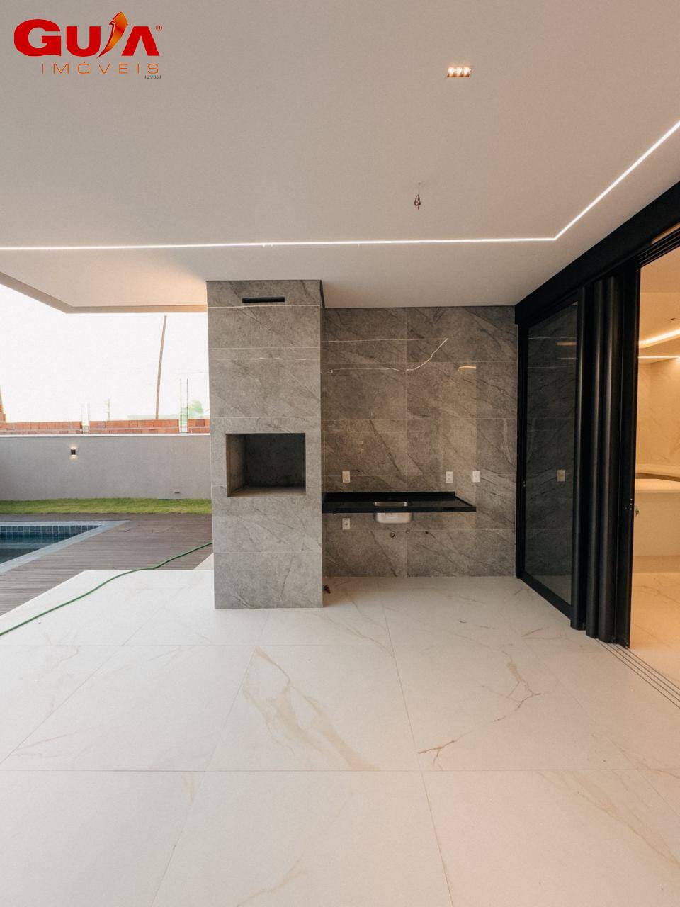 Casa à venda com 4 quartos, 275m² - Foto 29