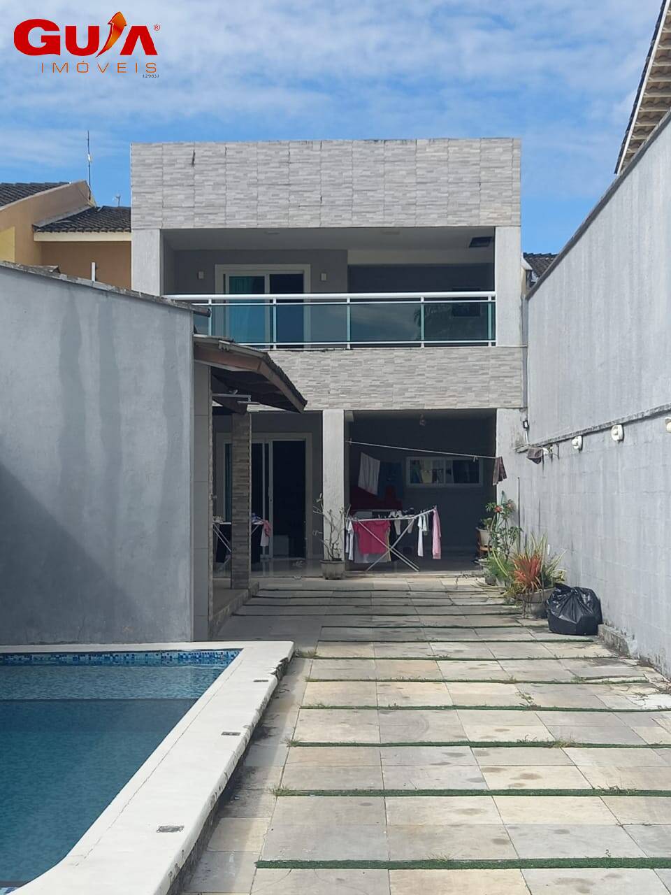 Casa para alugar com 4 quartos, 210m² - Foto 2