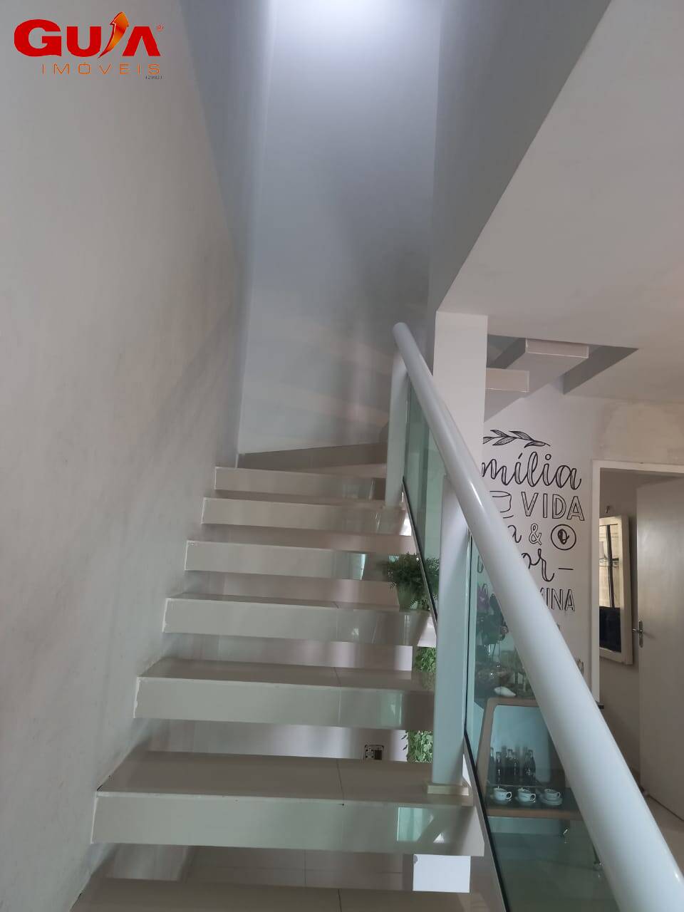 Casa para alugar com 4 quartos, 210m² - Foto 13