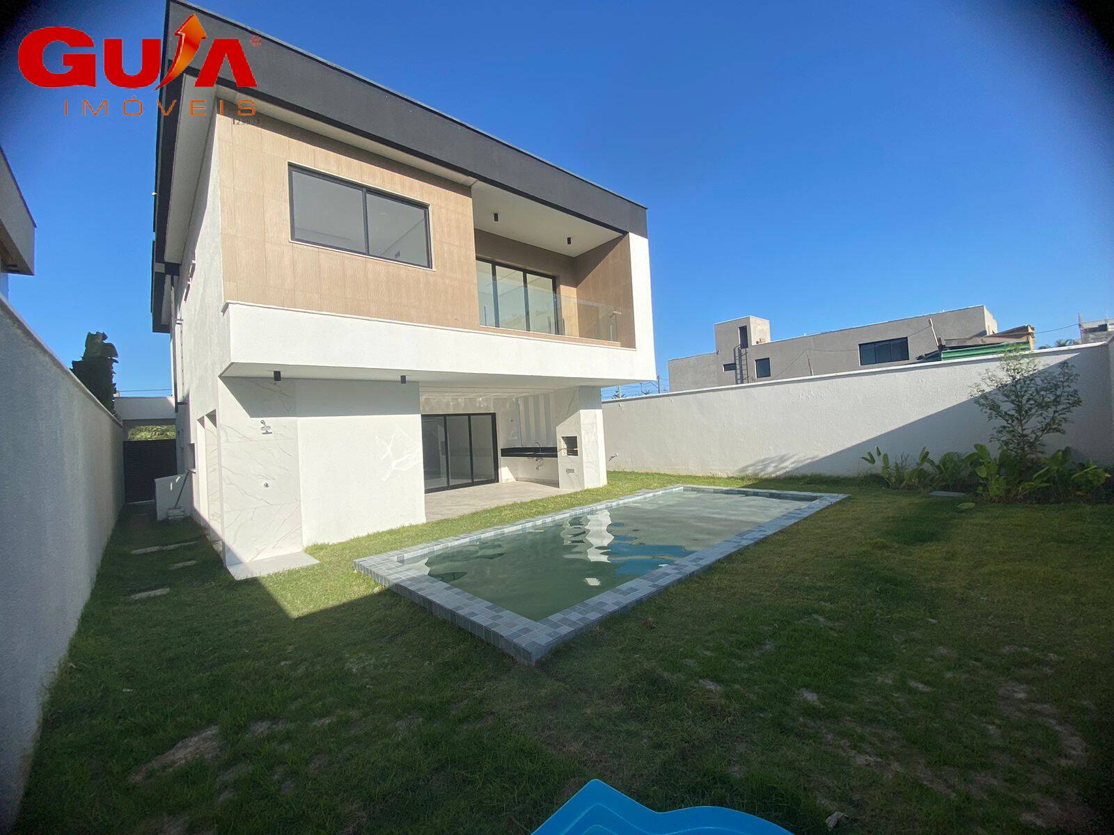 Casa à venda com 4 quartos, 210m² - Foto 8