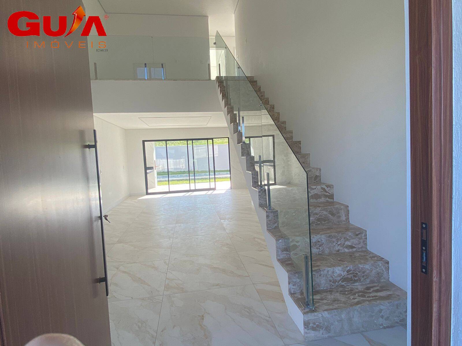 Casa à venda com 4 quartos, 210m² - Foto 18