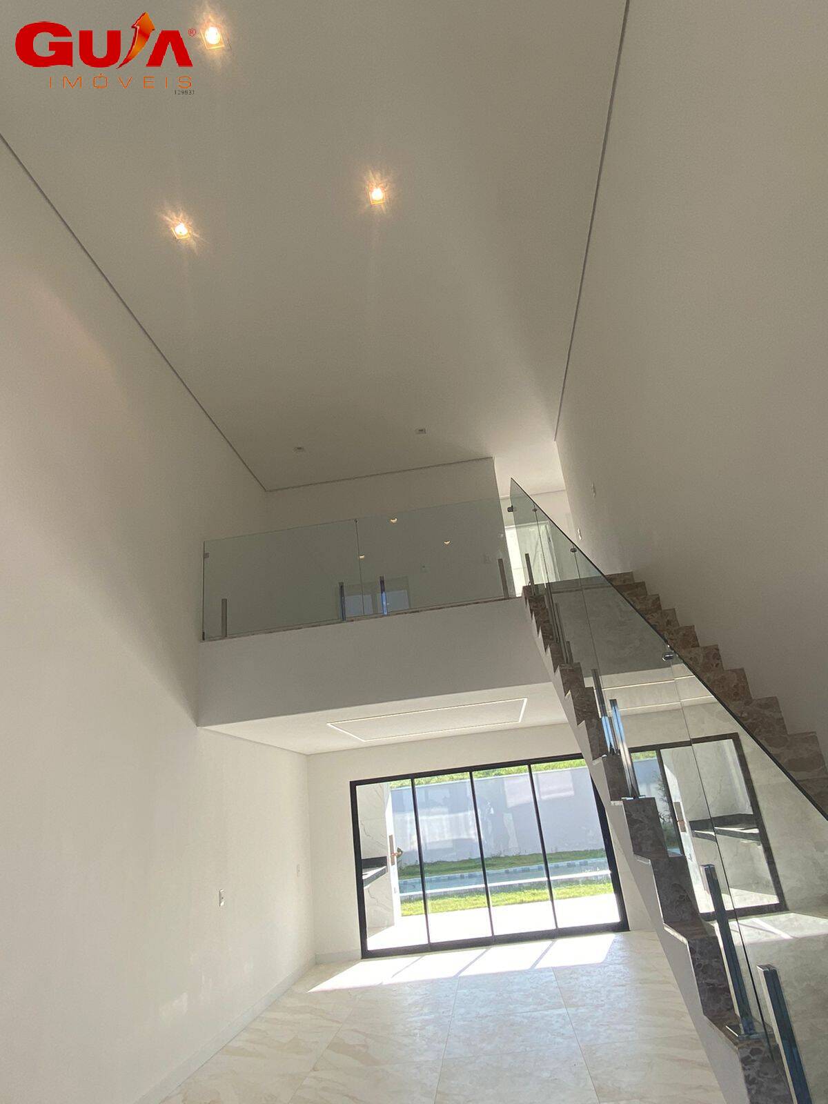 Casa à venda com 4 quartos, 210m² - Foto 21