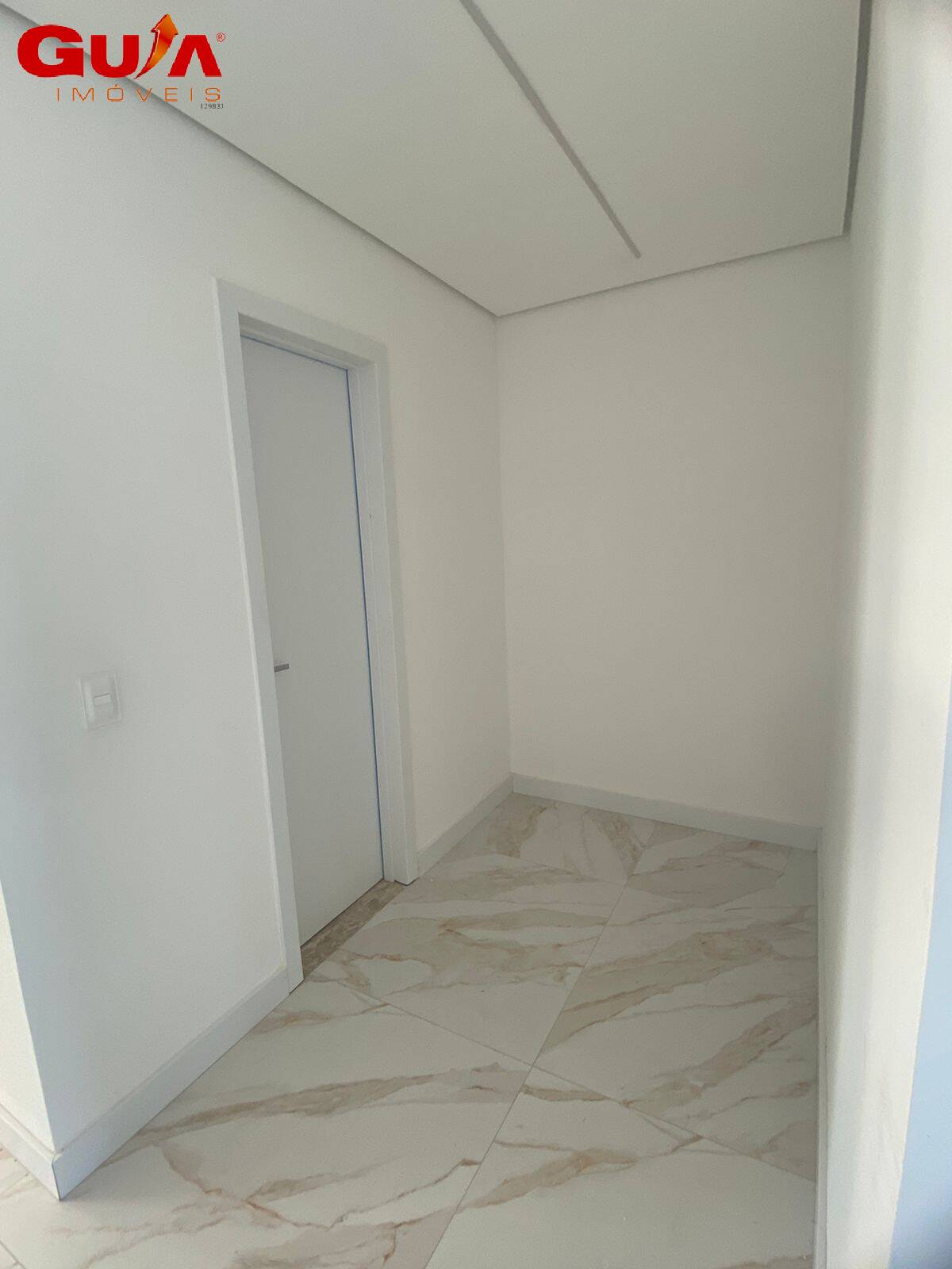 Casa à venda com 4 quartos, 210m² - Foto 23