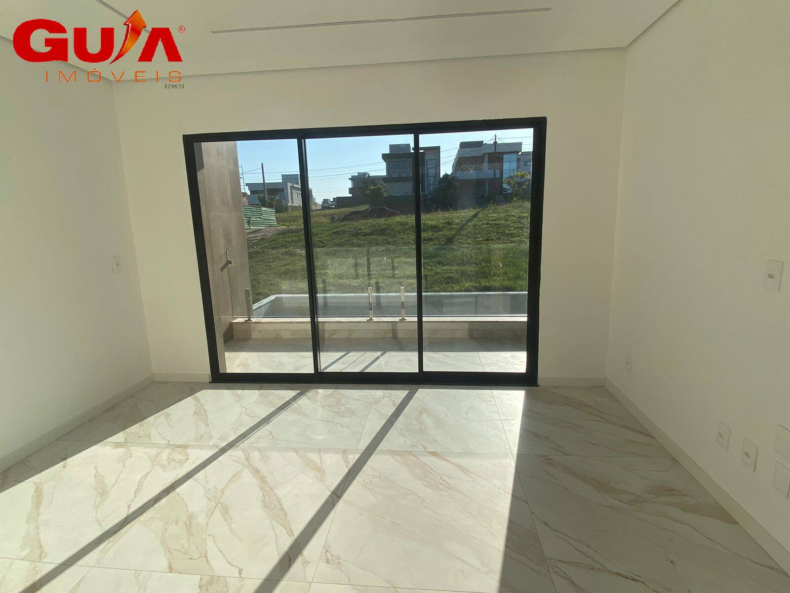Casa à venda com 4 quartos, 210m² - Foto 31