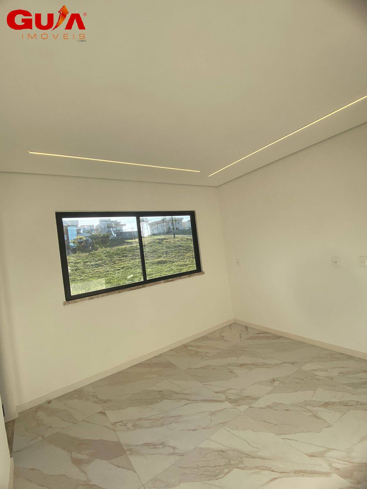 Casa à venda com 4 quartos, 210m² - Foto 42
