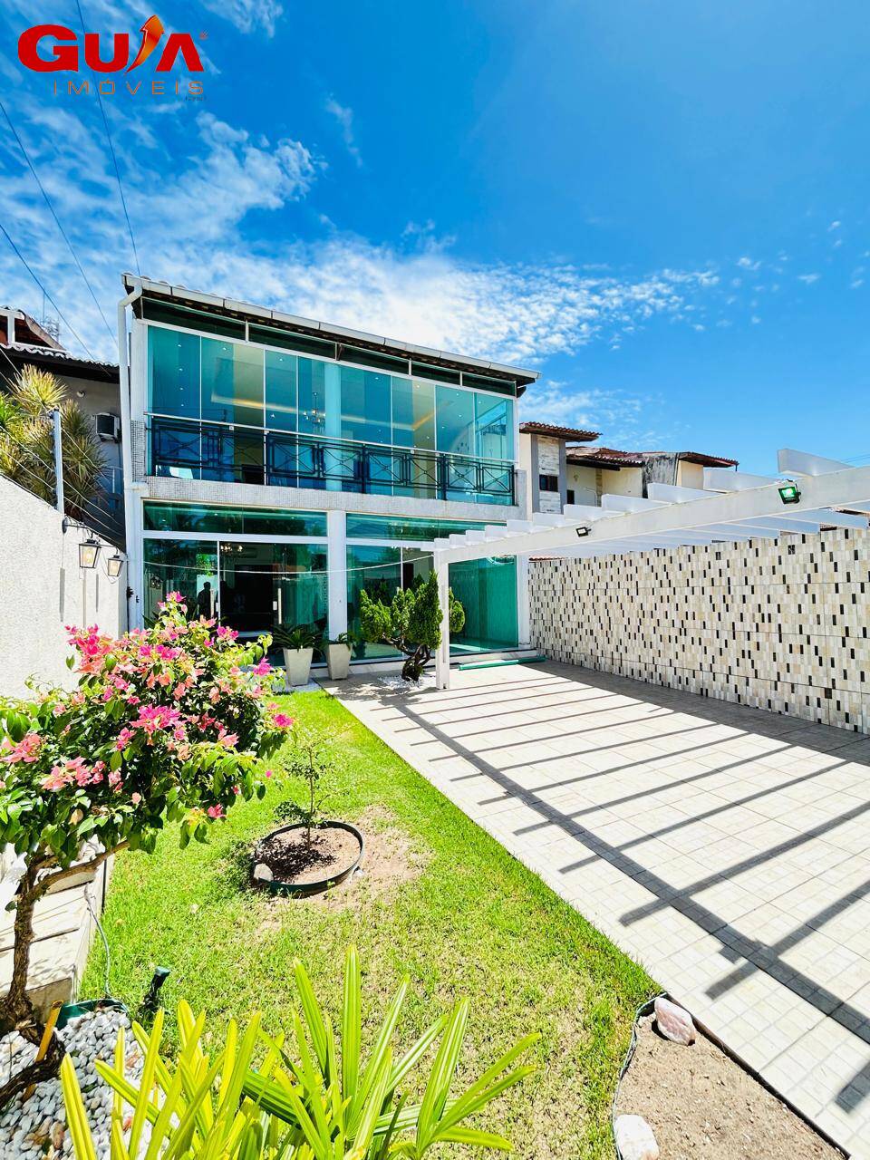 Duplex lindíssimo na Sapiranga