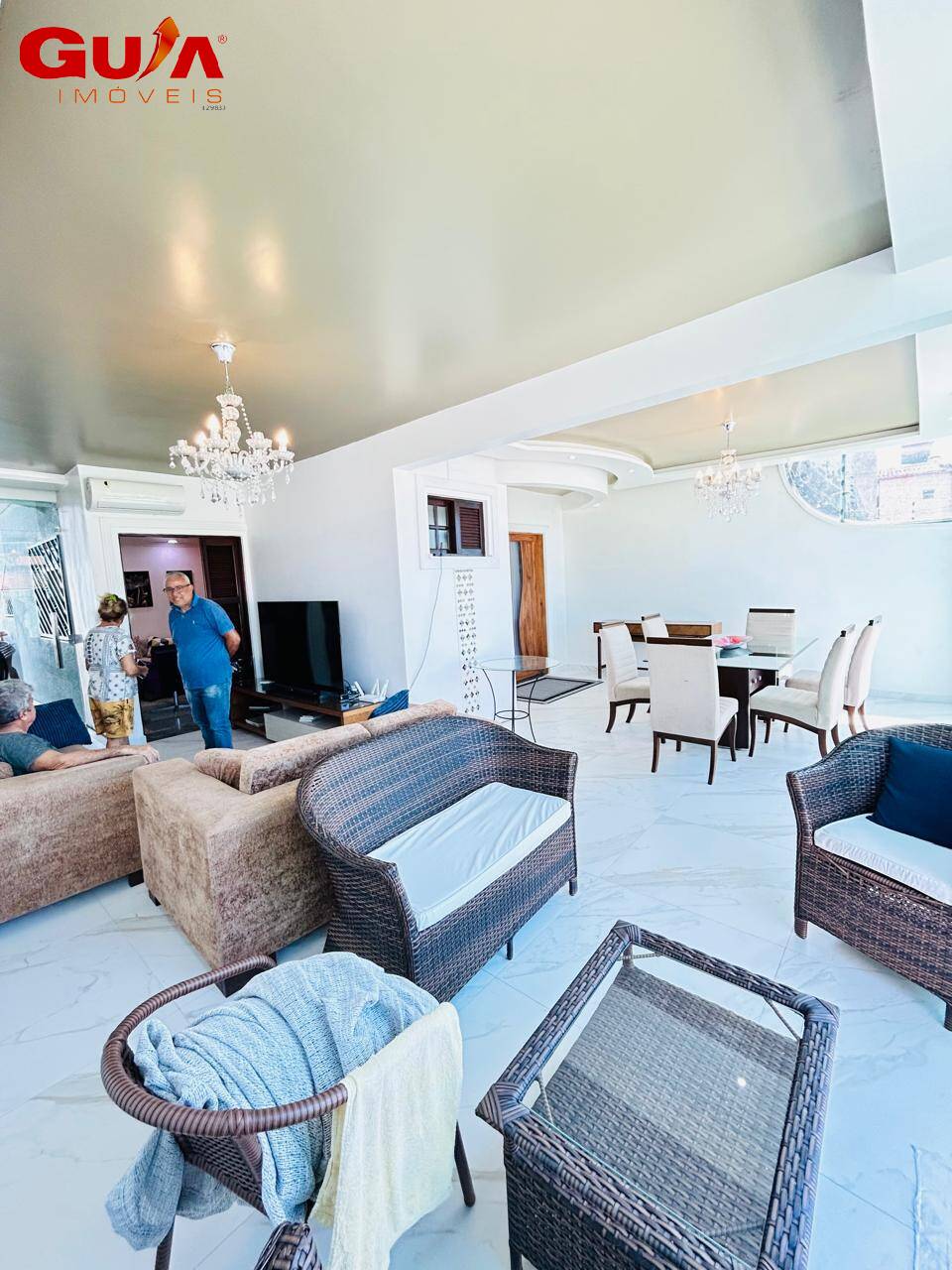 Casa, 4 quartos, 198 m² - Foto 4