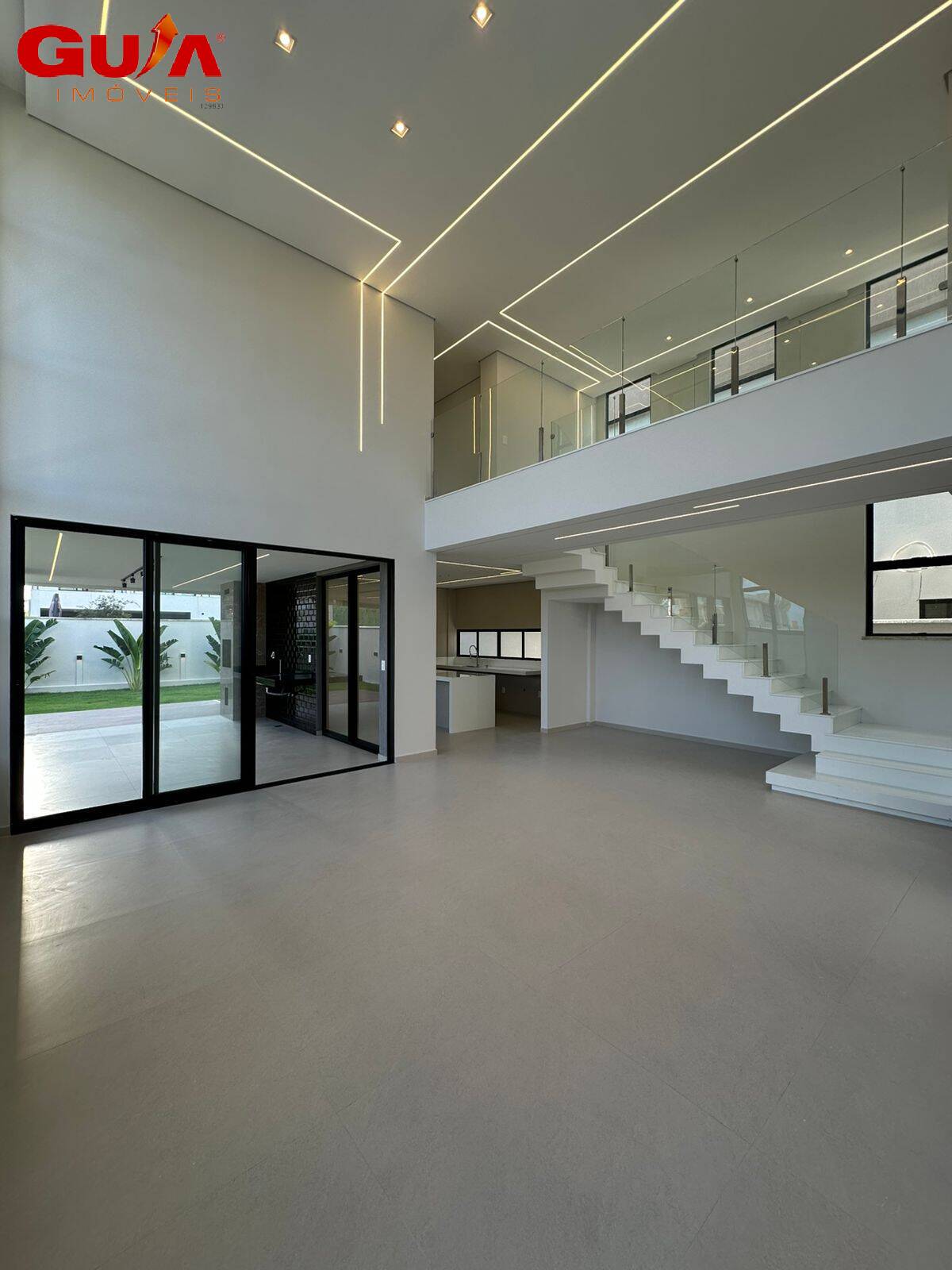 Casa de Condomínio à venda com 4 quartos, 261m² - Foto 5