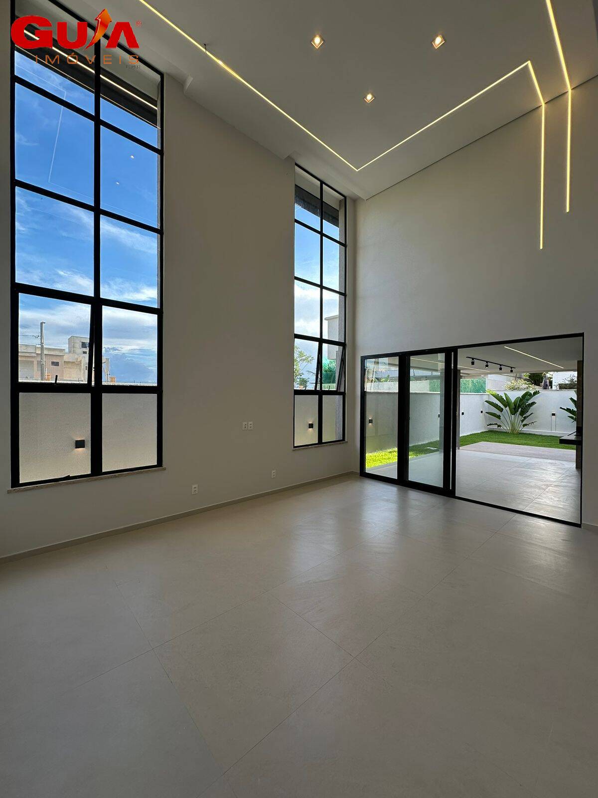 Casa de Condomínio à venda com 4 quartos, 261m² - Foto 14