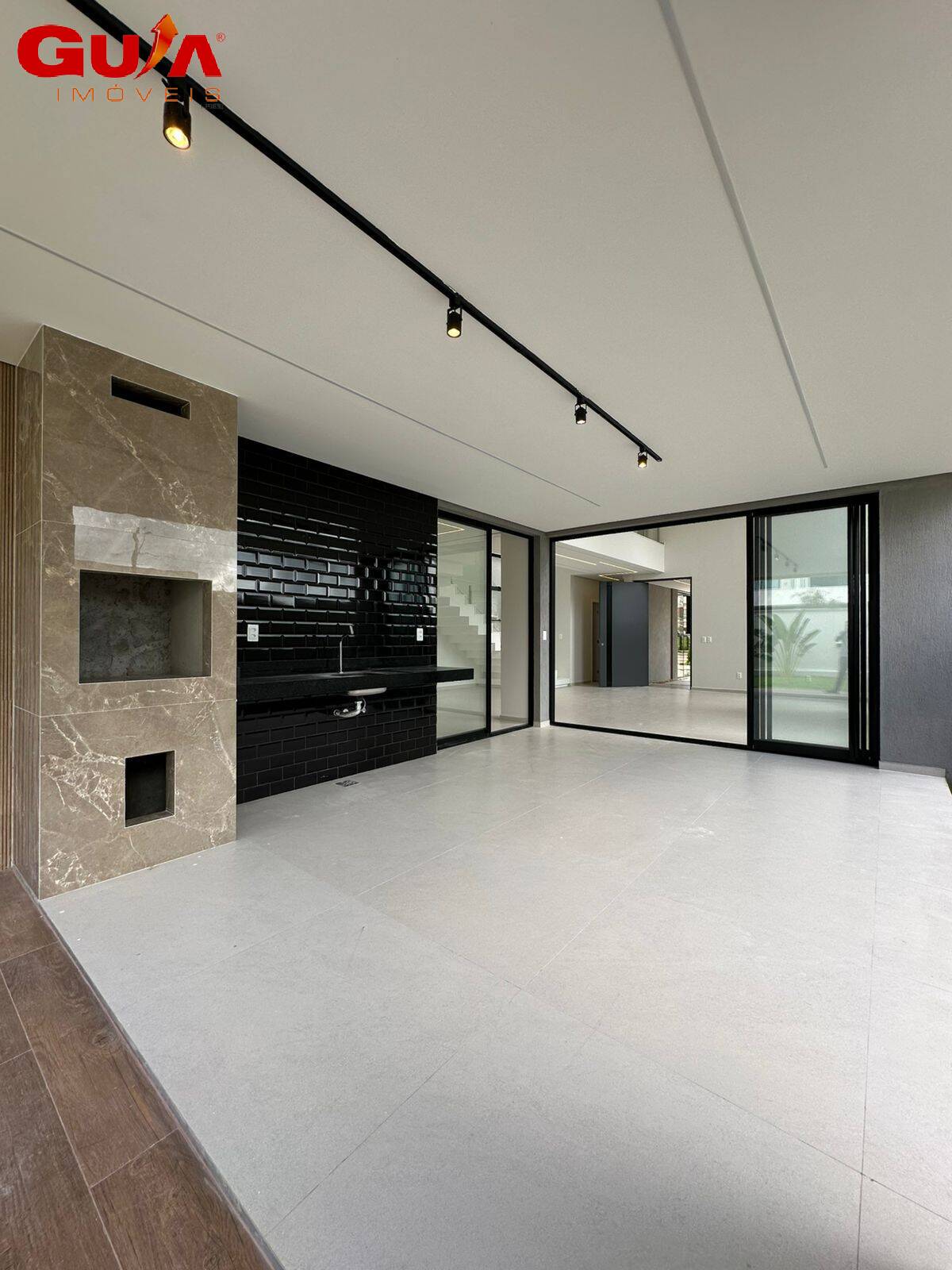 Casa de Condomínio à venda com 4 quartos, 261m² - Foto 22