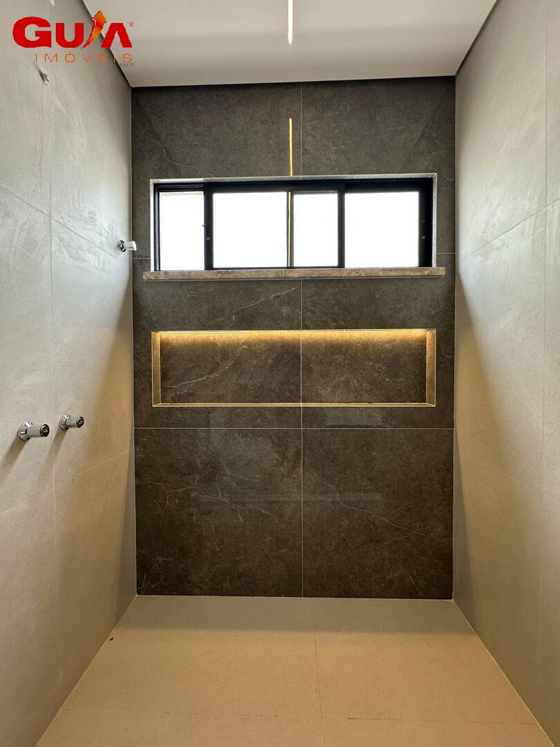 Casa de Condomínio à venda com 6 quartos, 292m² - Foto 10