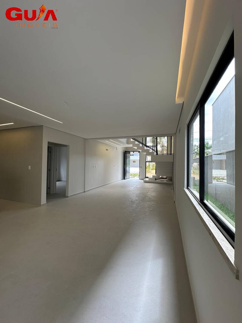 Casa de Condomínio à venda com 6 quartos, 292m² - Foto 25