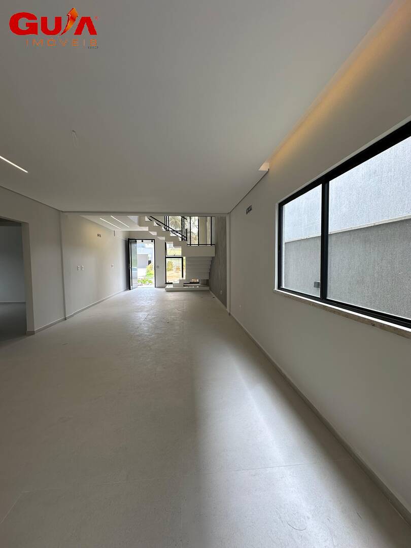 Casa de Condomínio à venda com 6 quartos, 292m² - Foto 26