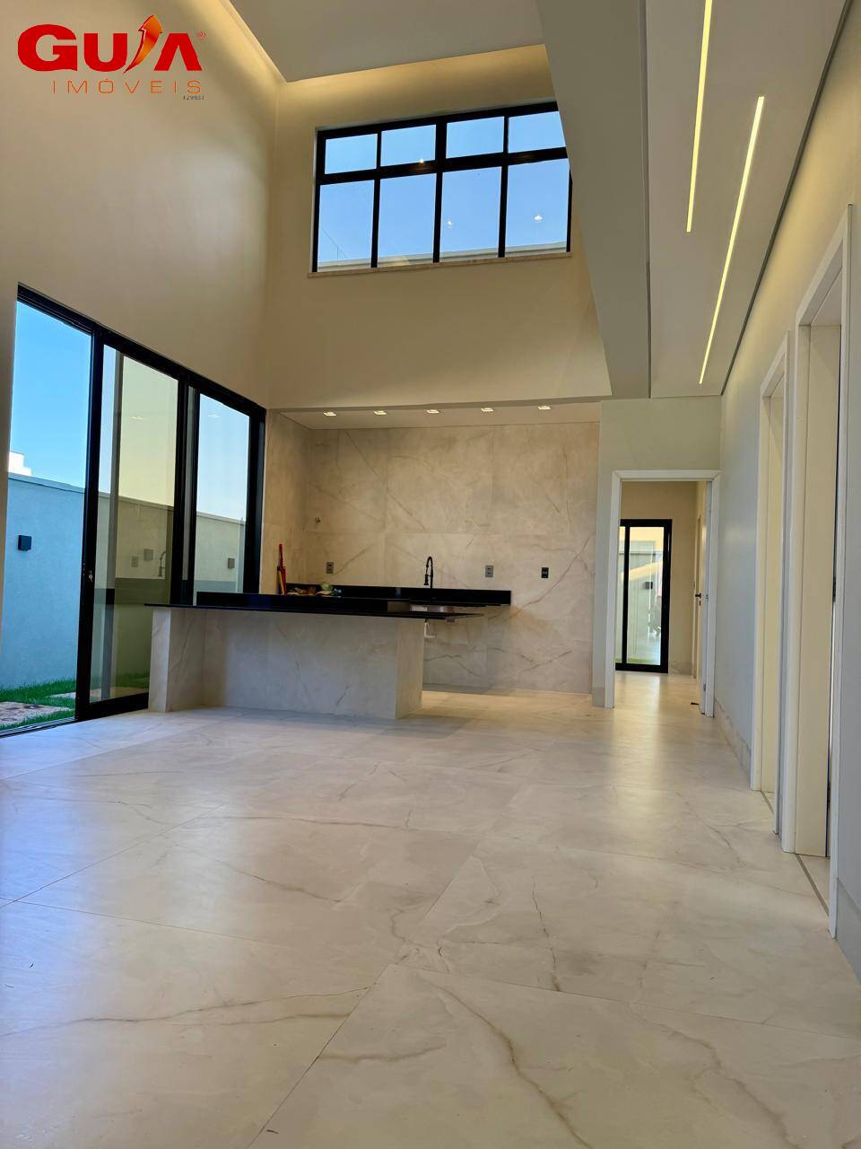 Casa de Condomínio à venda com 3 quartos, 235m² - Foto 5