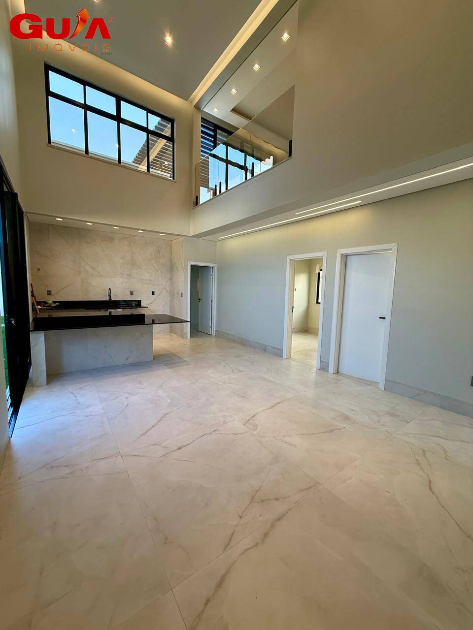 Casa de Condomínio à venda com 3 quartos, 235m² - Foto 3