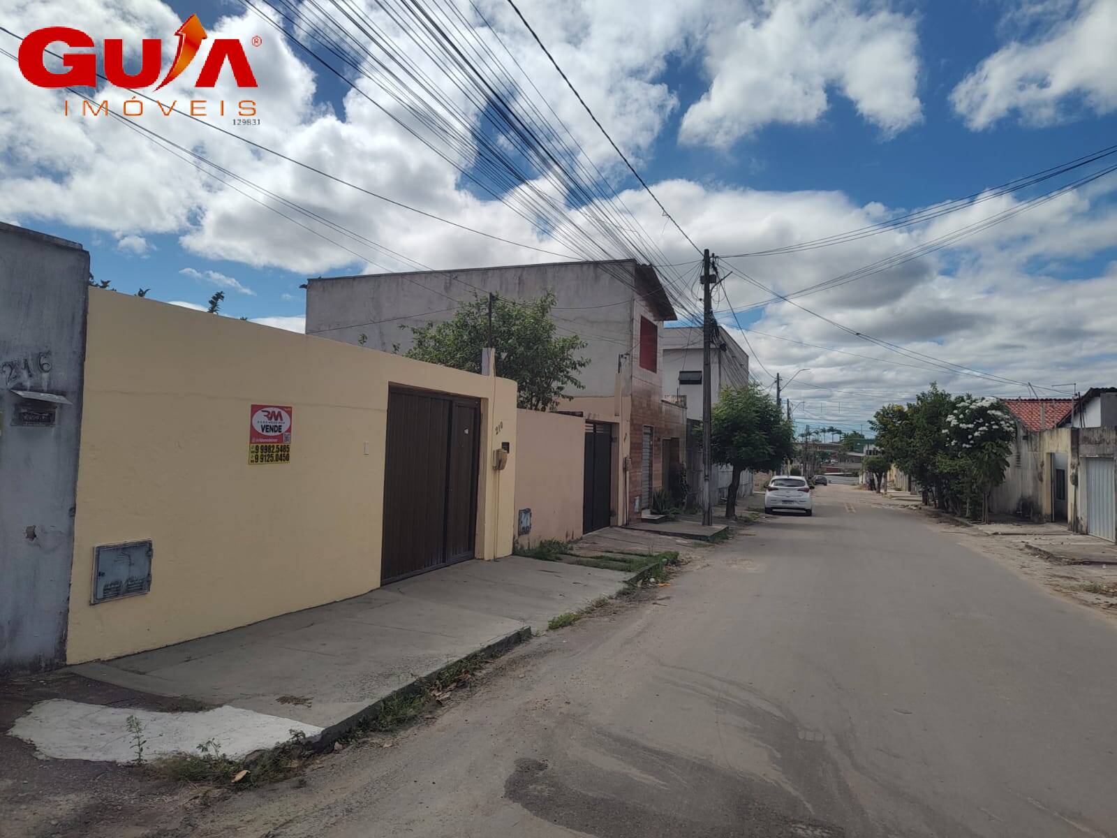 Casa à venda com 2 quartos, 65m² - Foto 2