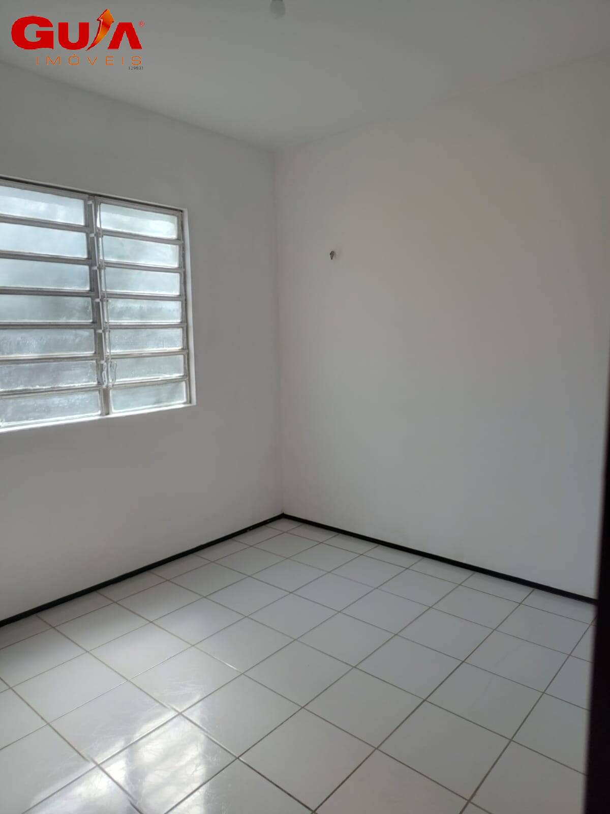 Casa à venda com 2 quartos, 65m² - Foto 6