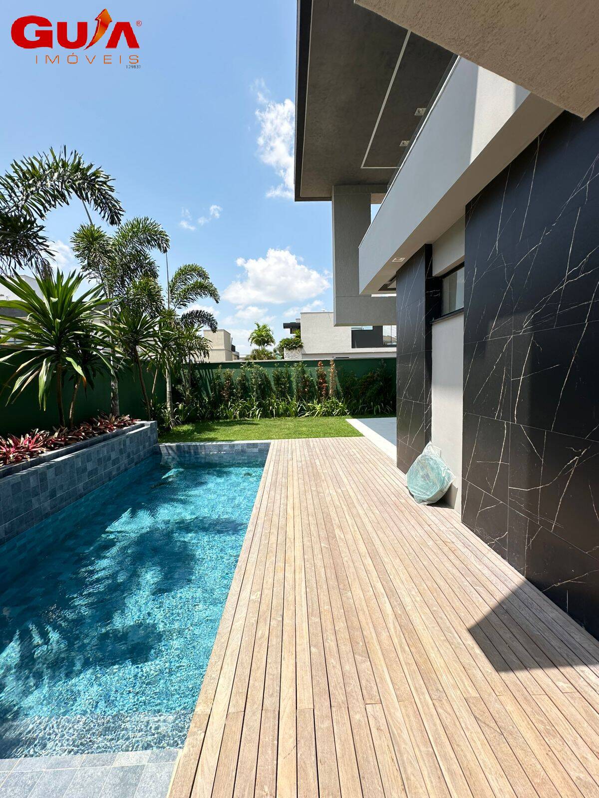 Casa de Condomínio à venda com 4 quartos, 290m² - Foto 6