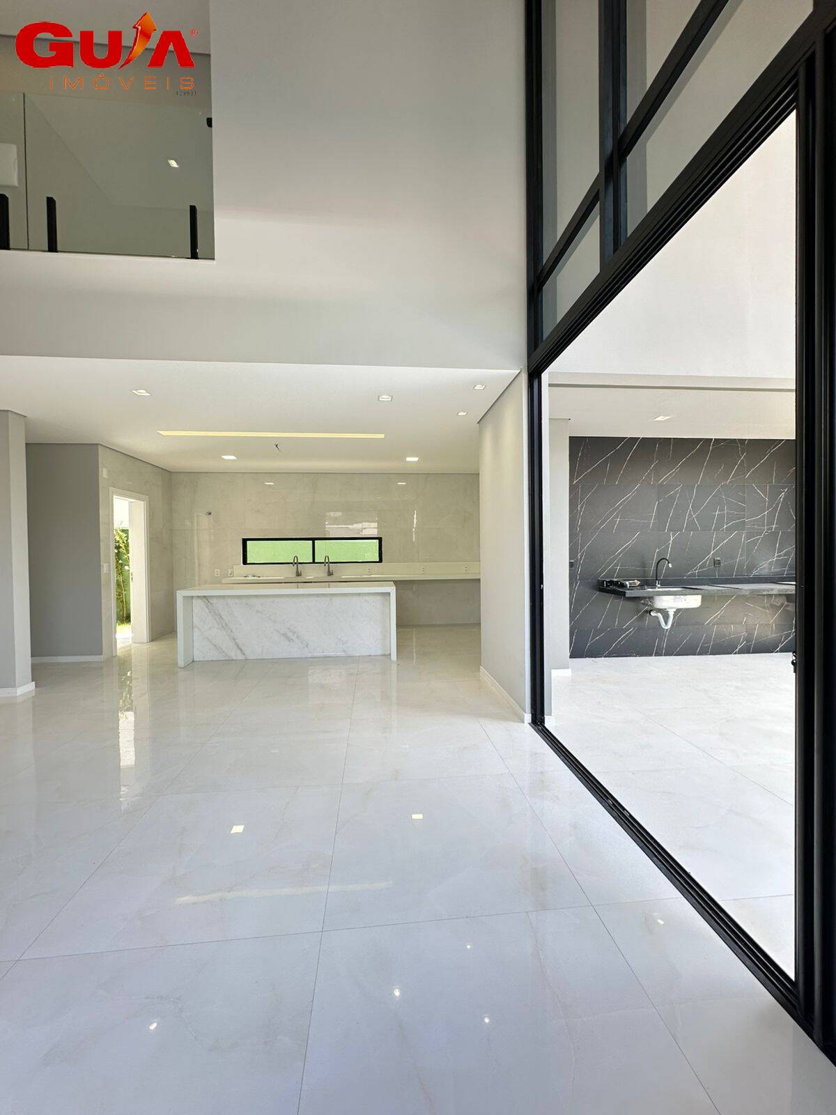 Casa de Condomínio à venda com 4 quartos, 290m² - Foto 15