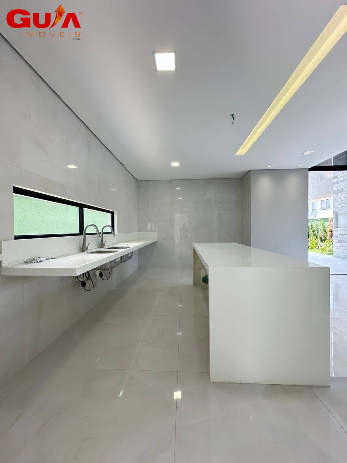 Casa de Condomínio à venda com 4 quartos, 290m² - Foto 18